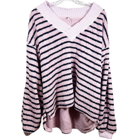 Free People women’s Connell Sherpa pullover size XS v-neck striped purple - Picture 2 of 13